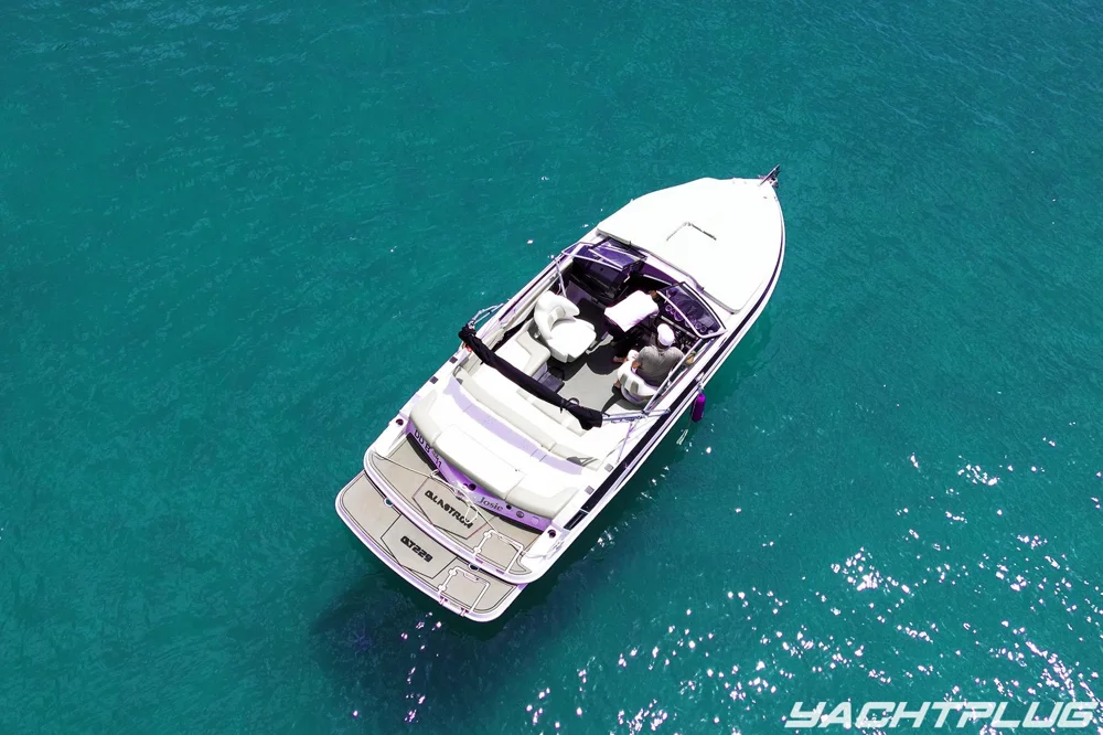BoatPhoto.alt