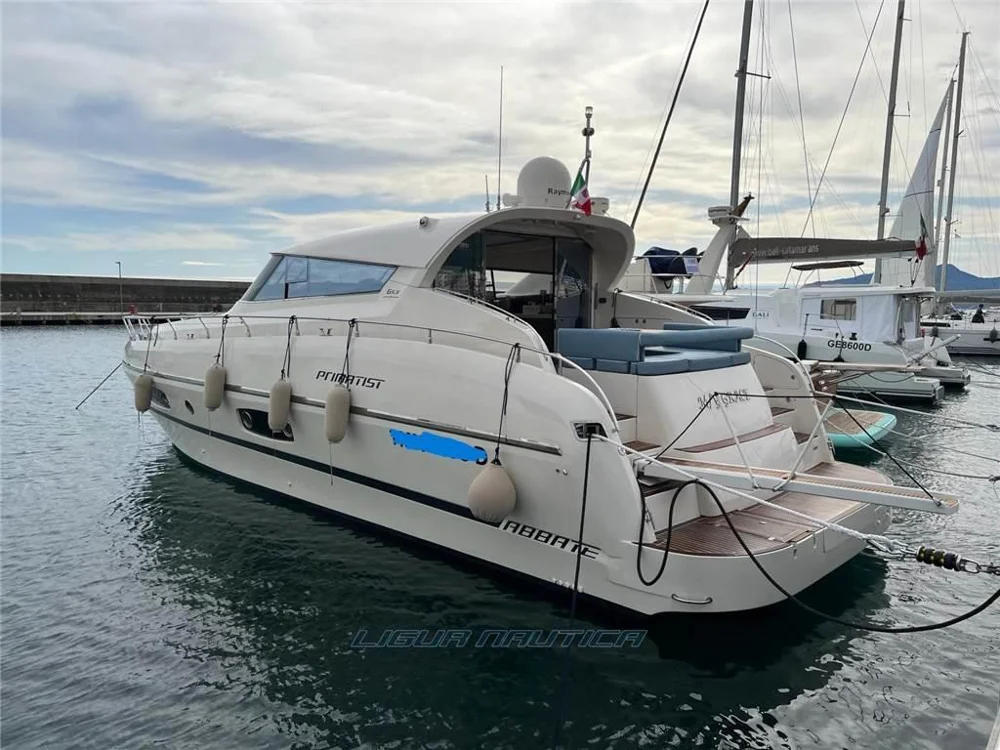 BoatPhoto.coverAlt