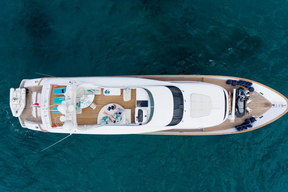 BoatPhoto.alt