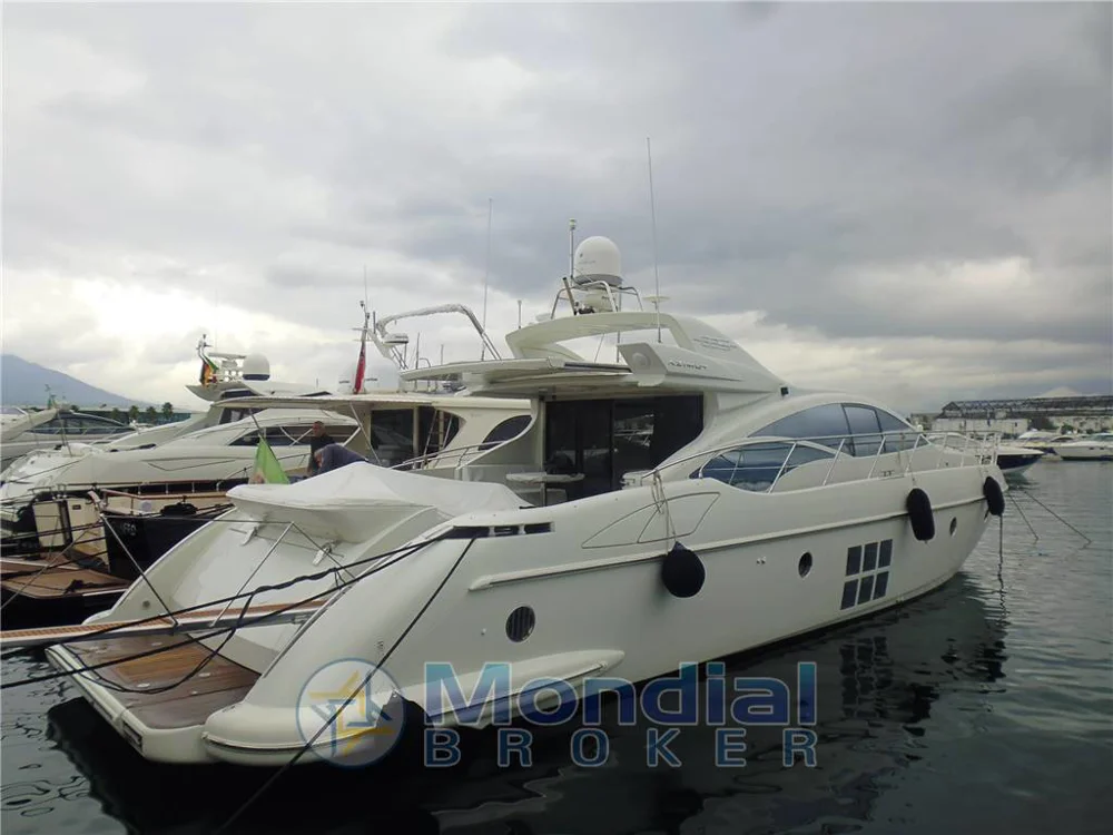 BoatPhoto.coverAlt