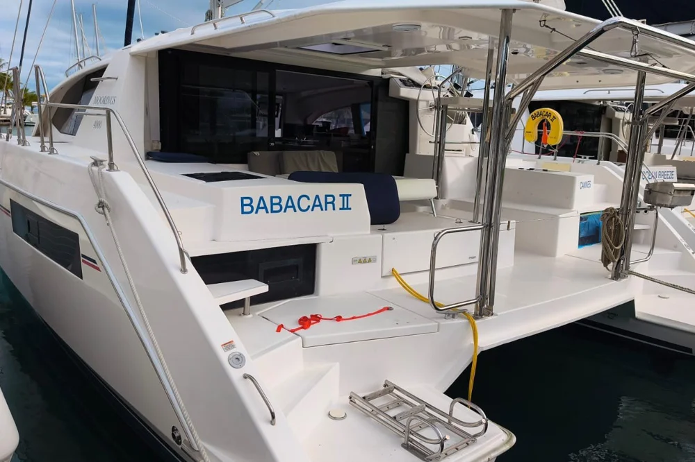 BoatPhoto.coverAlt