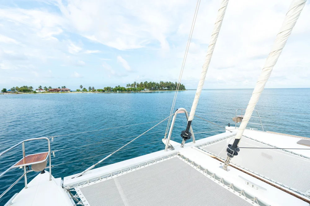 BoatPhoto.coverAlt