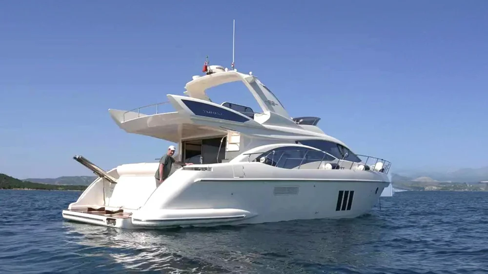 BoatPhoto.alt