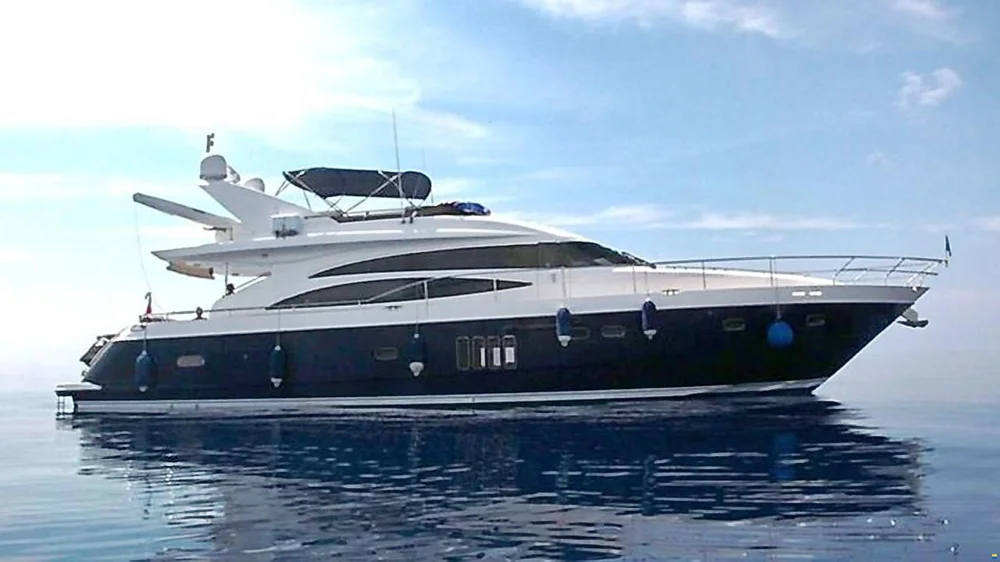 BoatPhoto.coverAlt