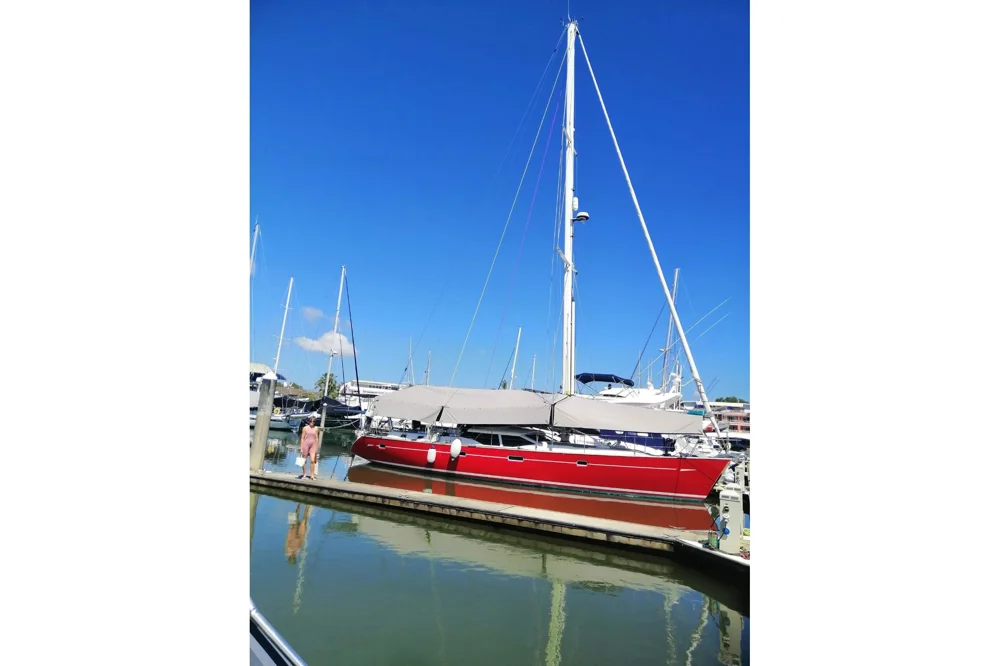 BoatPhoto.alt