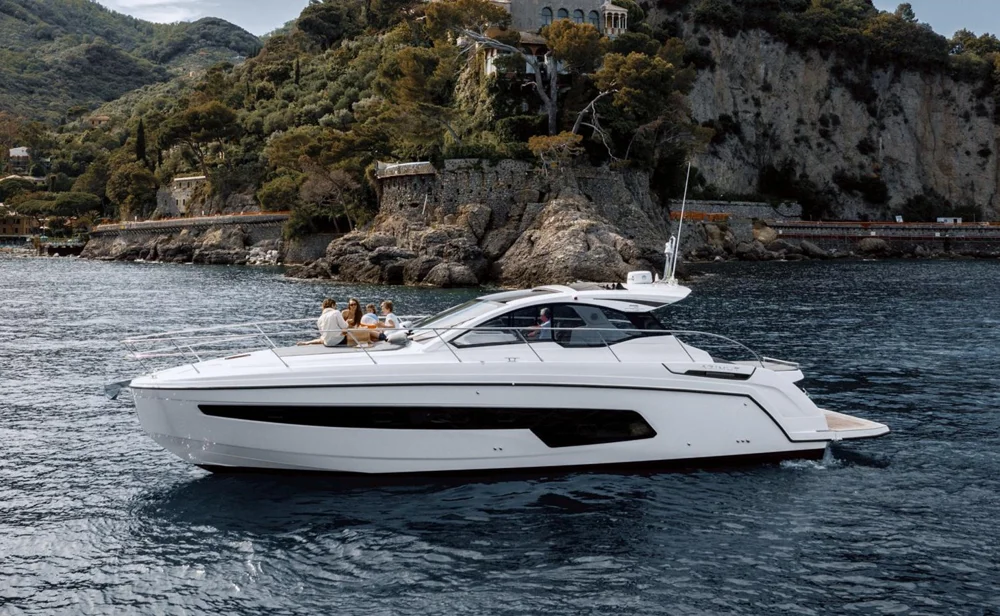 BoatPhoto.coverAlt