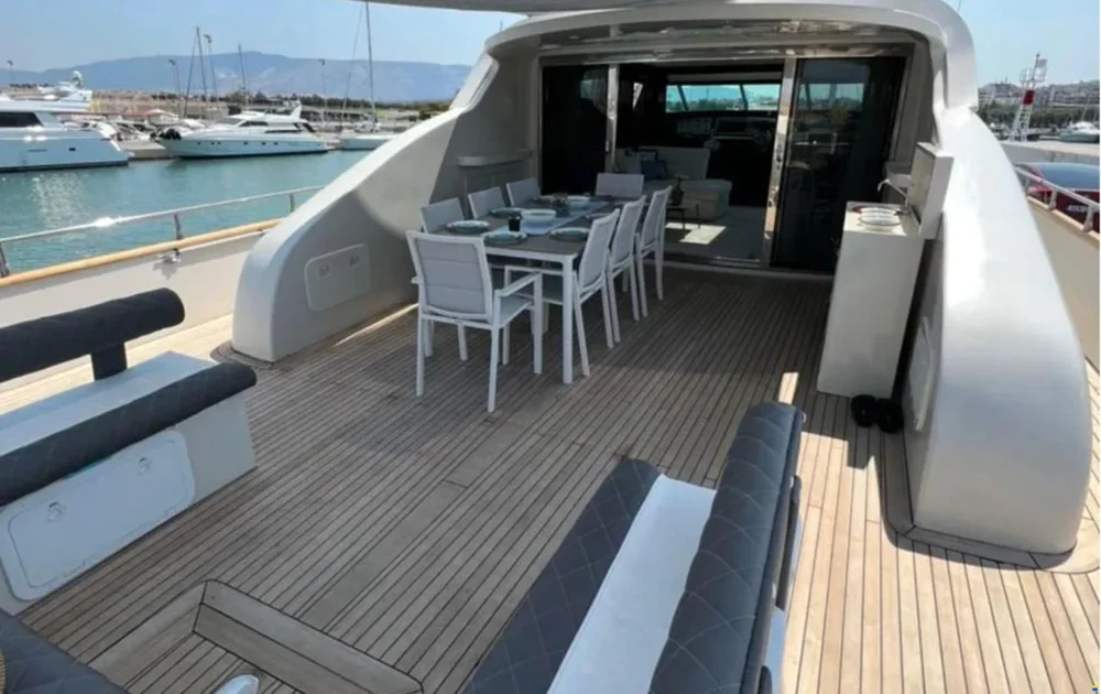 BoatPhoto.alt
