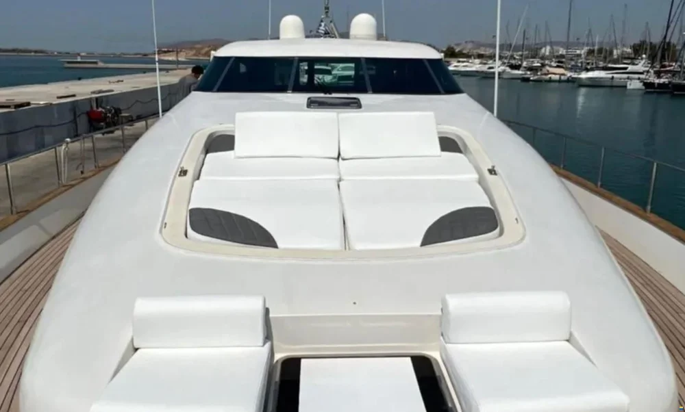BoatPhoto.alt