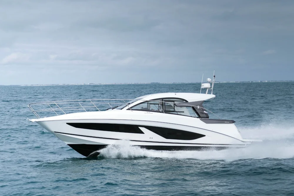 BoatPhoto.coverAlt