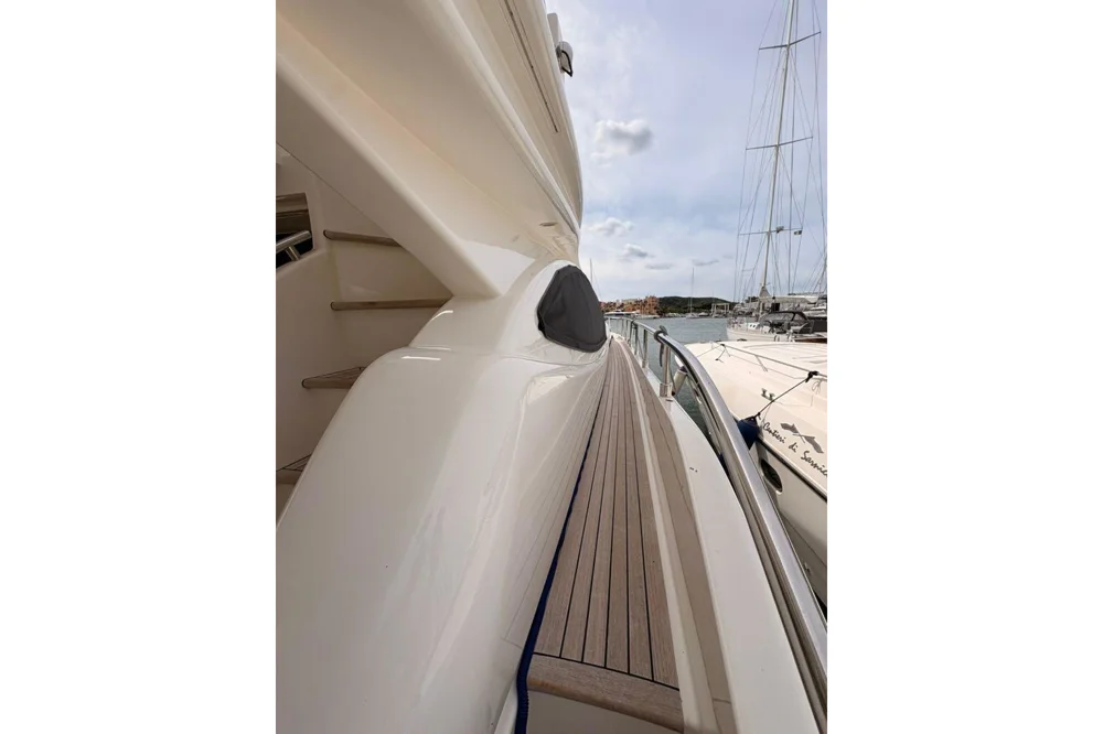 BoatPhoto.alt