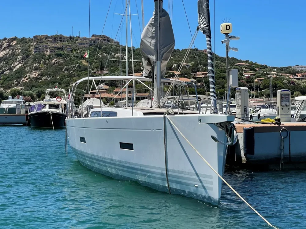 BoatPhoto.coverAlt