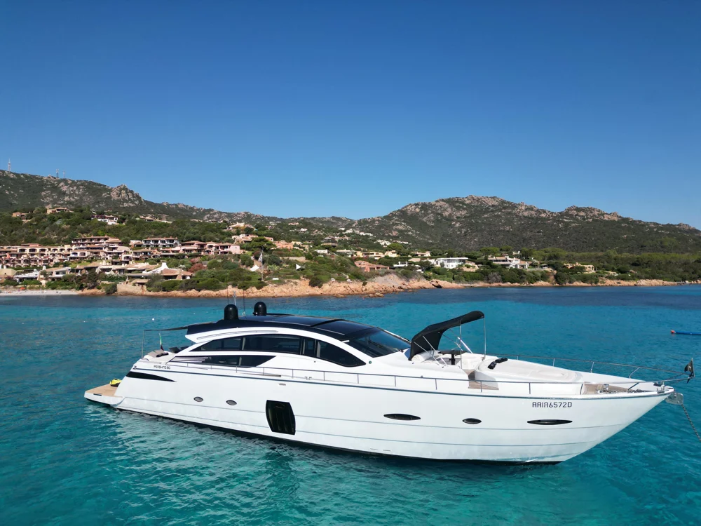 BoatPhoto.coverAlt