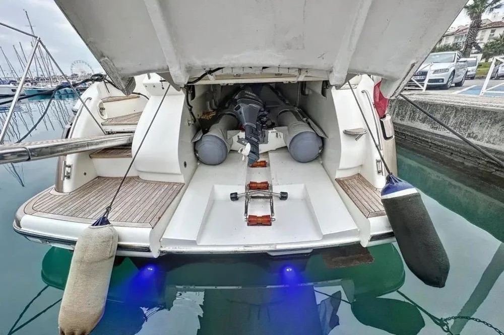 BoatPhoto.alt