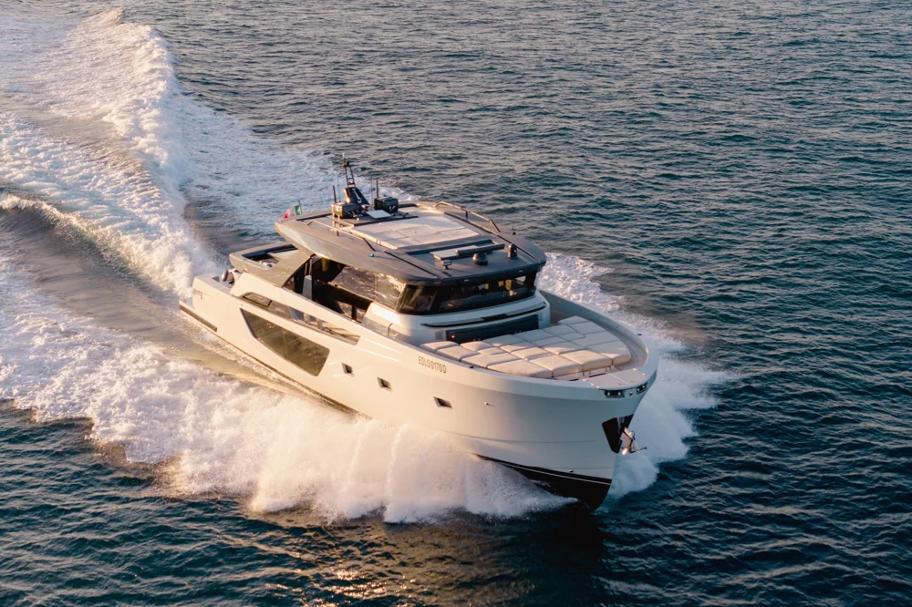 BoatPhoto.coverAlt