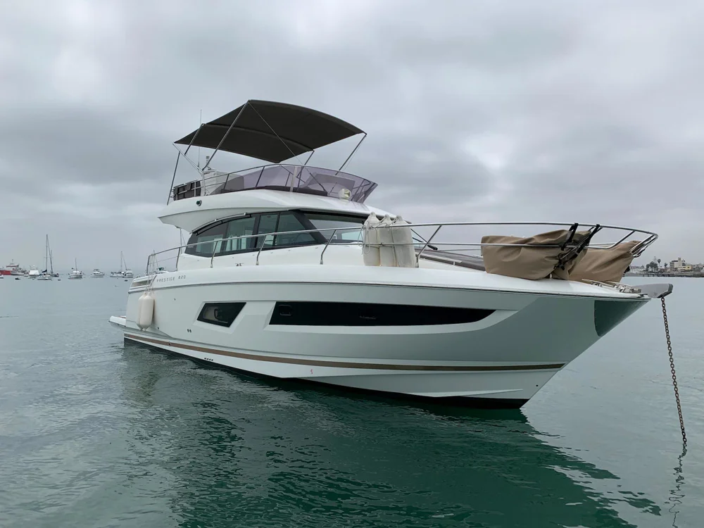 BoatPhoto.coverAlt