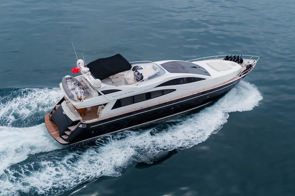 BoatPhoto.coverAlt