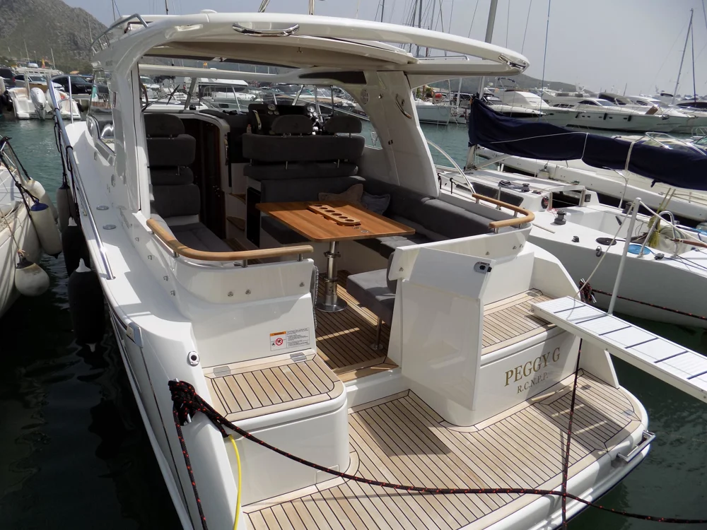 BoatPhoto.alt