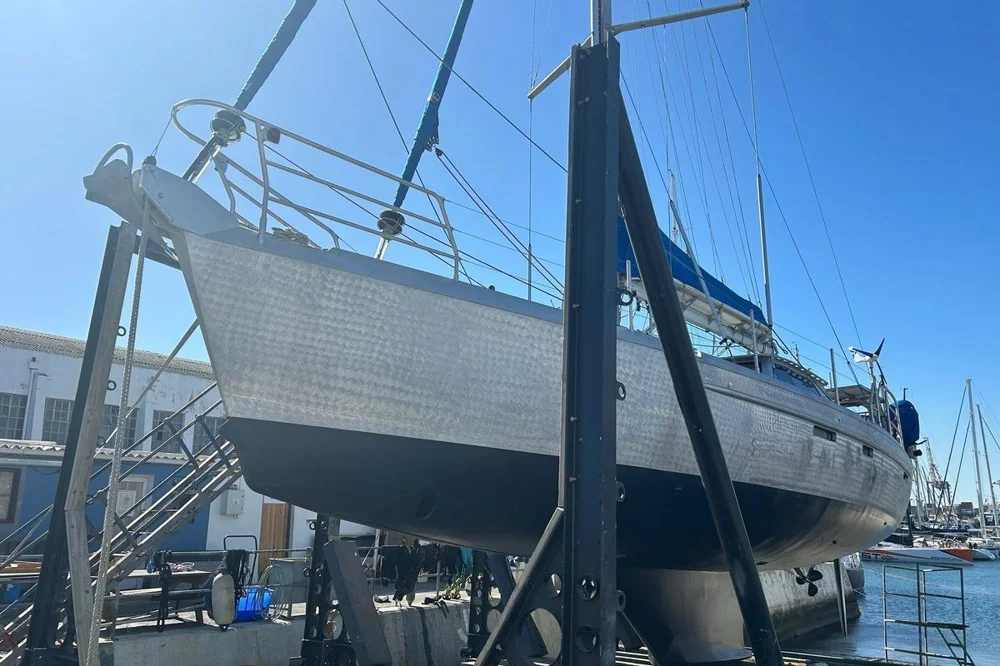 BoatPhoto.coverAlt