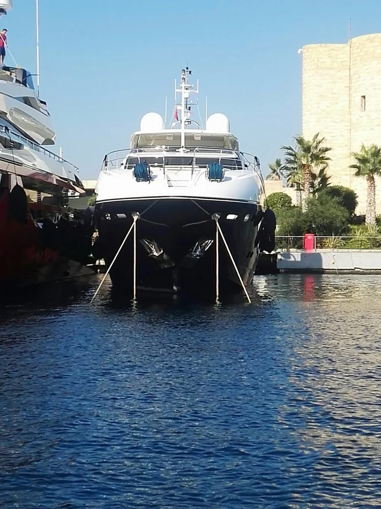 BoatPhoto.alt