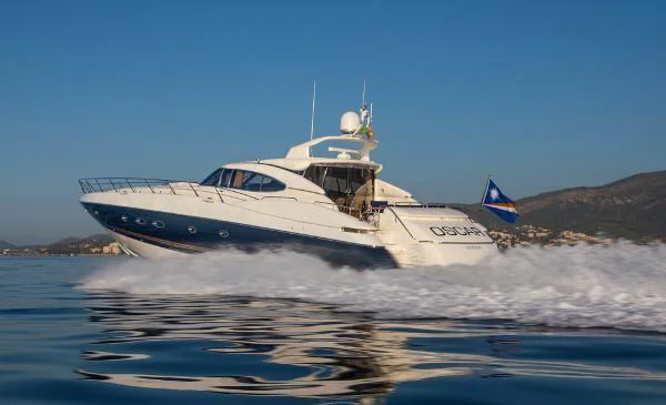 BoatPhoto.coverAlt