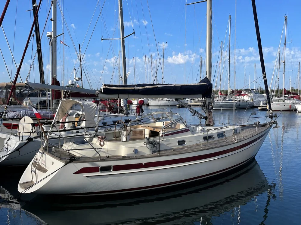 BoatPhoto.coverAlt