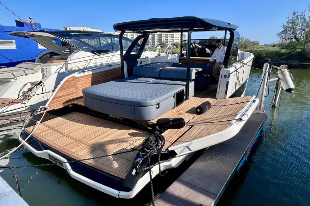 2025 Cranchi A46 Luxury Tender for sale in Palma, Spain, photo 2 of 5