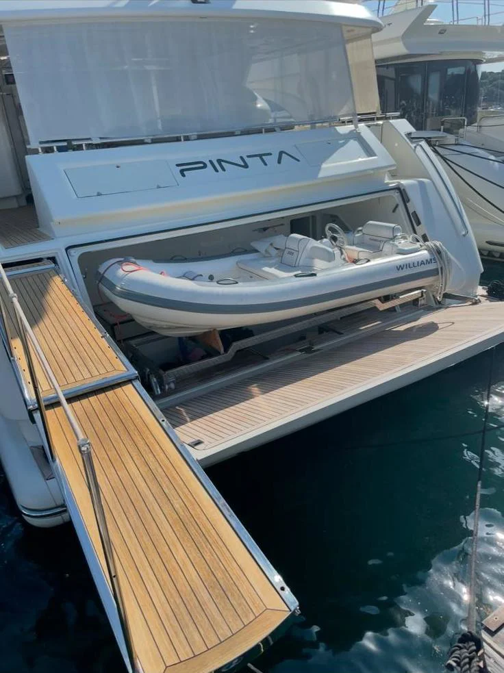 BoatPhoto.alt