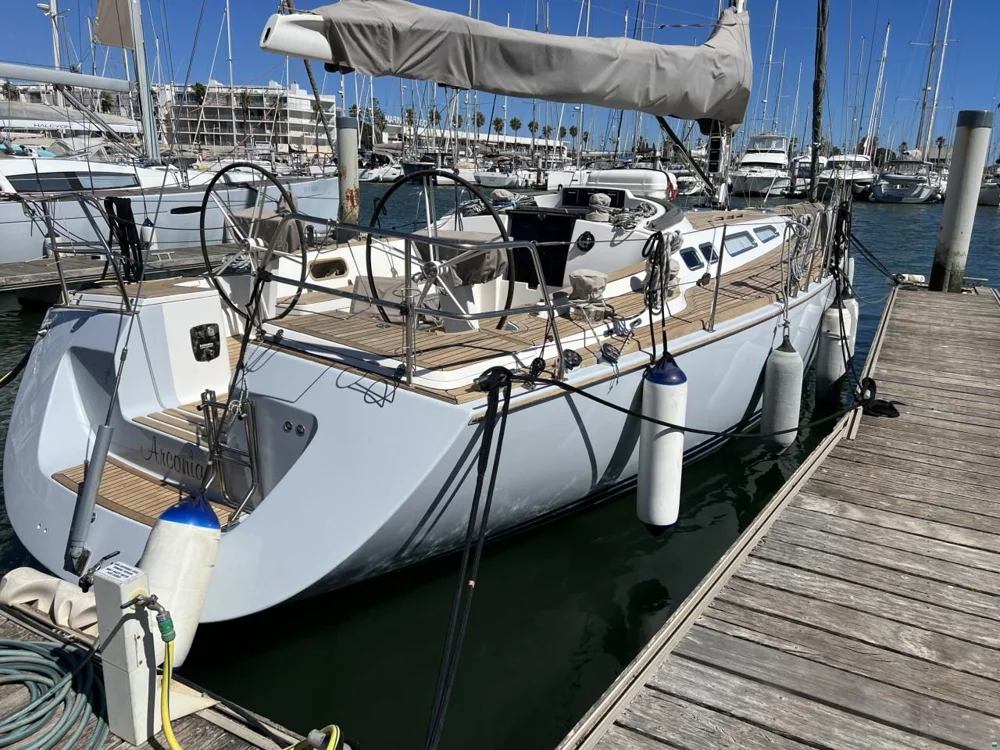 BoatPhoto.coverAlt