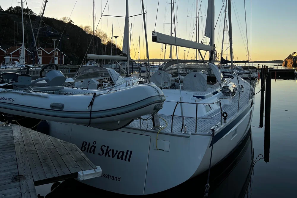 BoatPhoto.alt