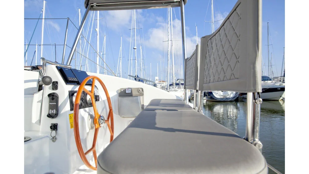 BoatPhoto.alt