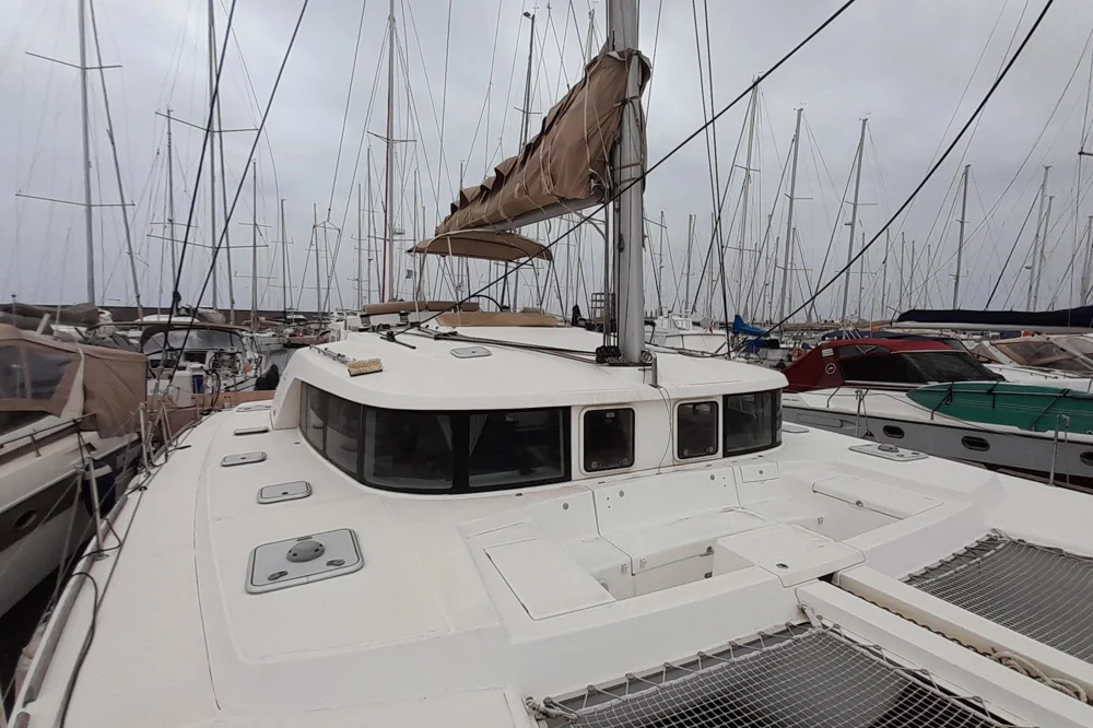 2008 Lagoon 440 for sale in Rome, Italy, photo 2 of 5