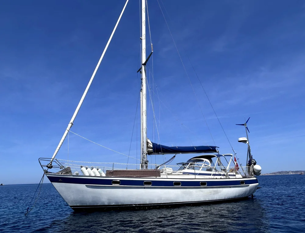 BoatPhoto.coverAlt
