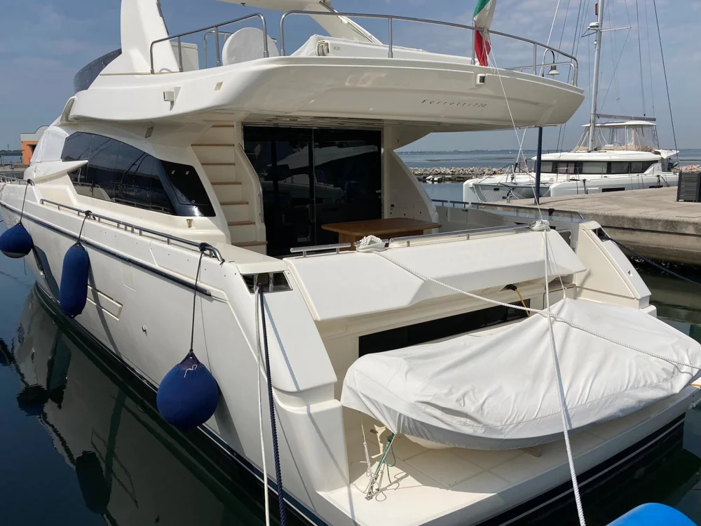 BoatPhoto.alt