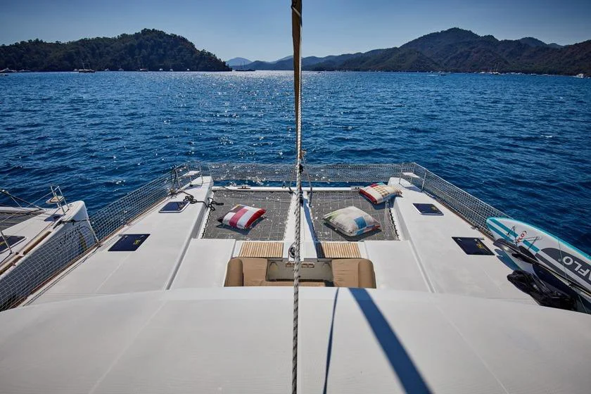 2014 Custom Craft BENETEAU LAGOON 52F for sale in Turku, Finland, photo 5 of 5