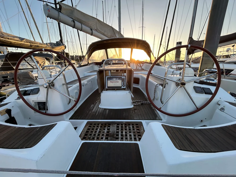 2012 Jeanneau 53 for sale in France, photo 3 of 5