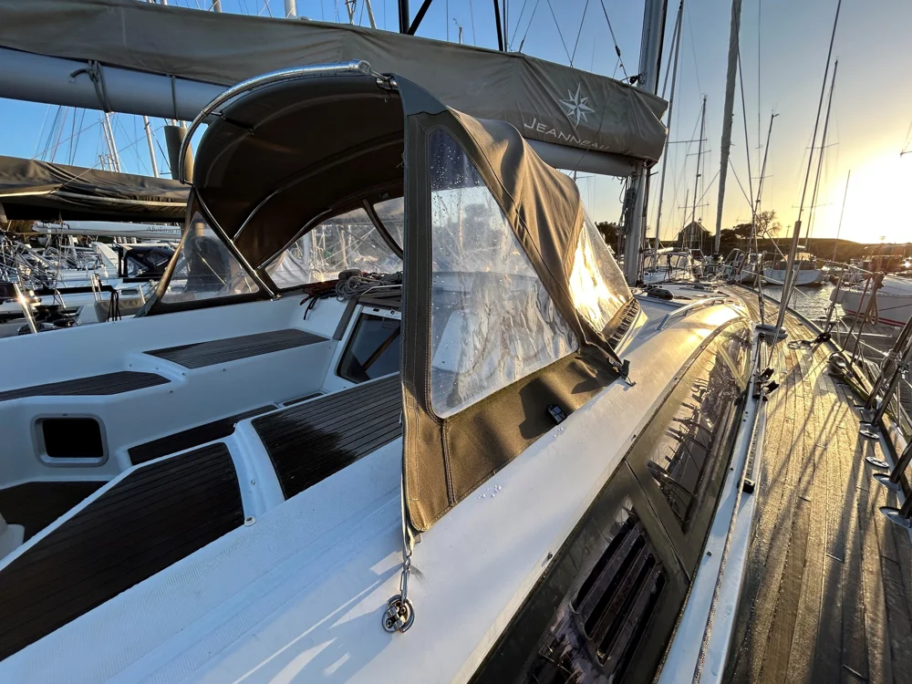2012 Jeanneau 53 for sale in France, photo 5 of 5