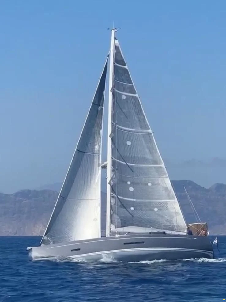 BoatPhoto.coverAlt