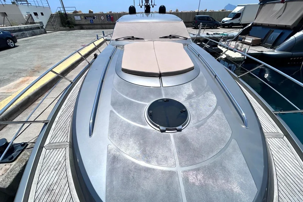 BoatPhoto.alt