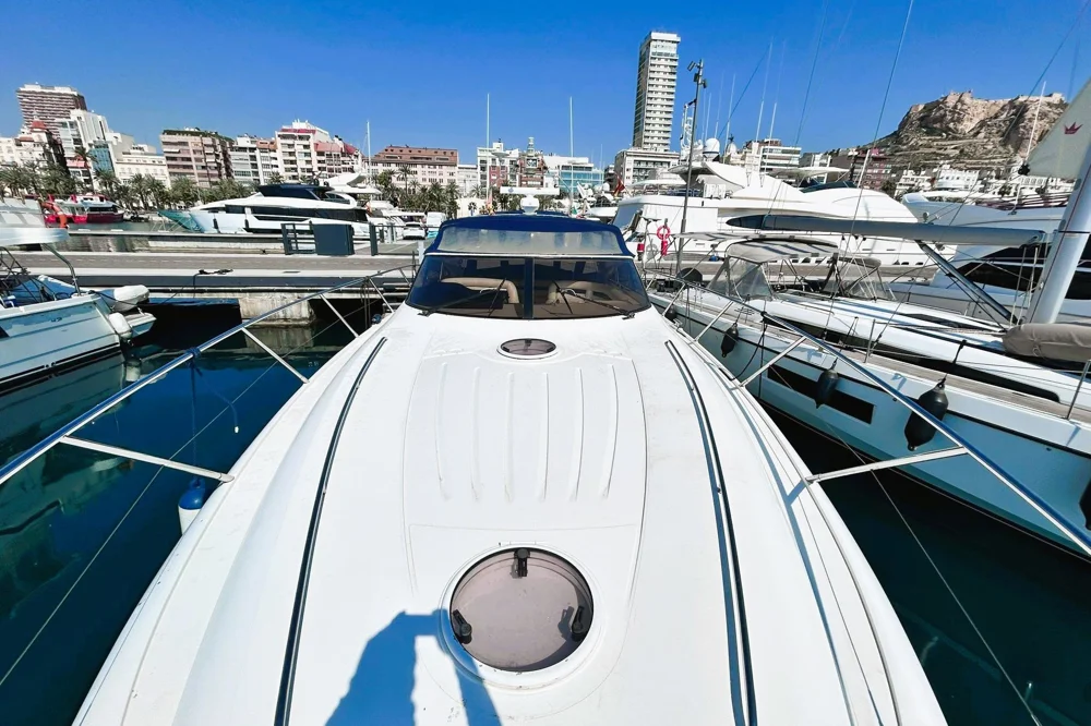 BoatPhoto.alt