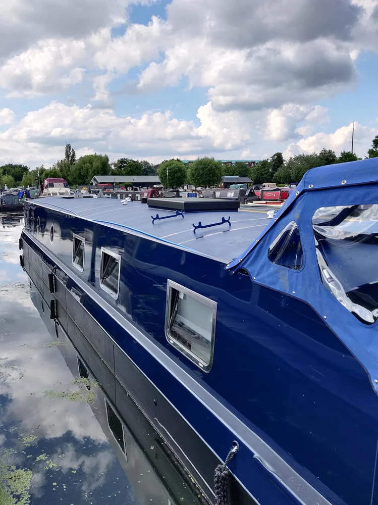 BoatPhoto.alt