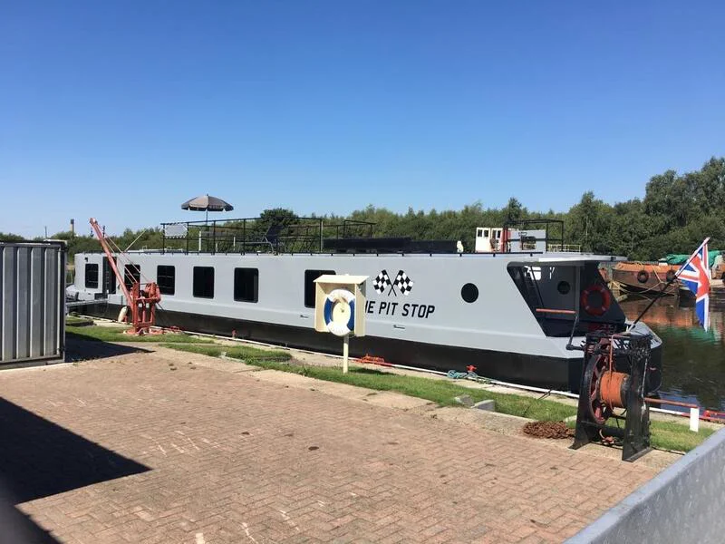 BoatPhoto.alt
