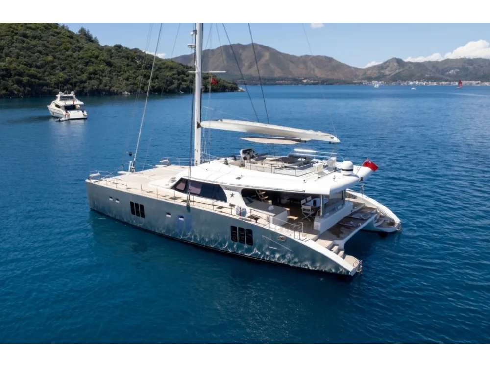 BoatPhoto.coverAlt