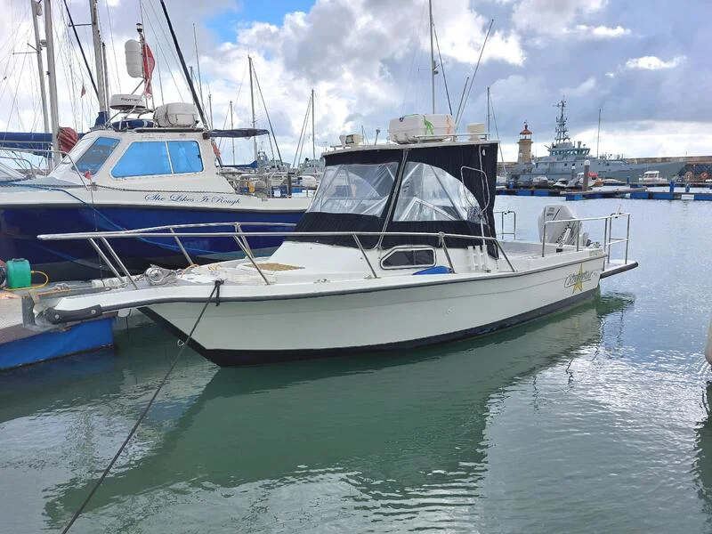BoatPhoto.coverAlt