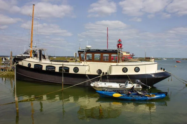 BoatPhoto.alt