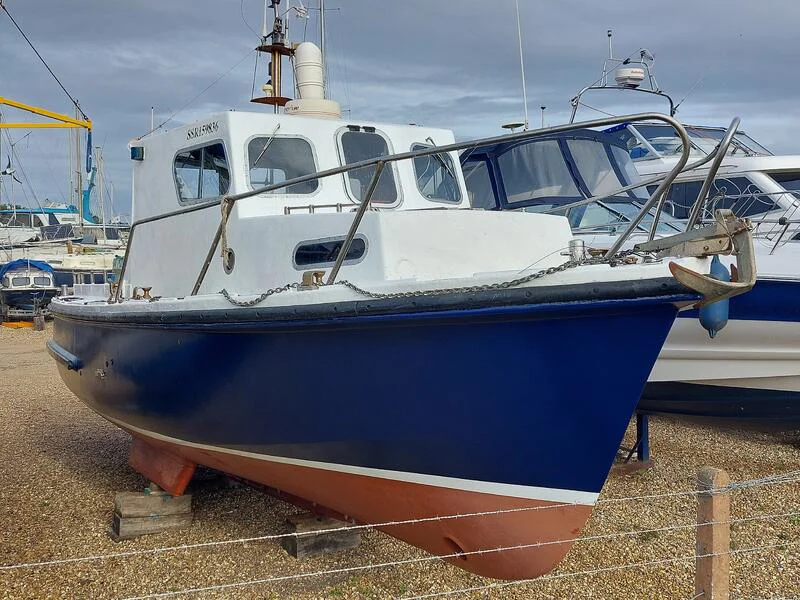 BoatPhoto.coverAlt