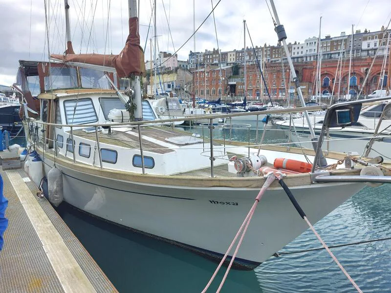 BoatPhoto.coverAlt