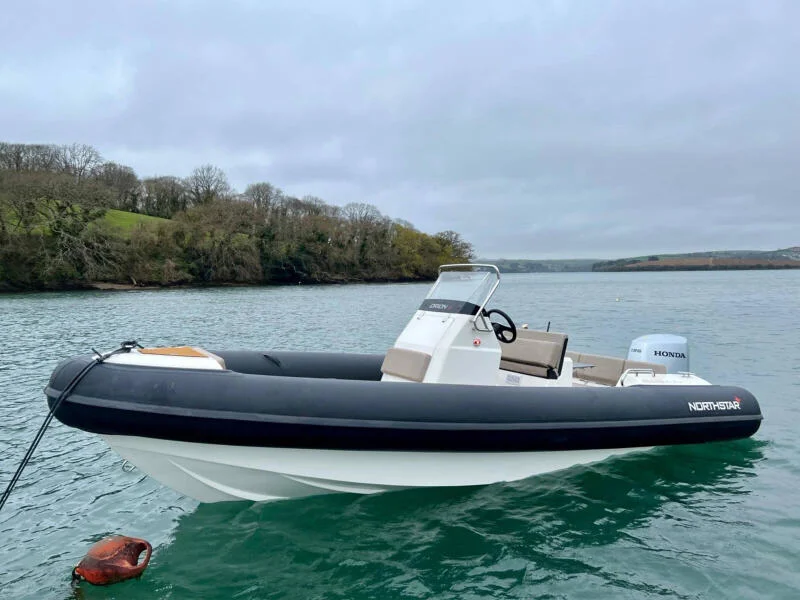 BoatPhoto.coverAlt