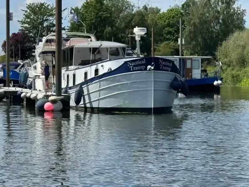 BoatPhoto.alt