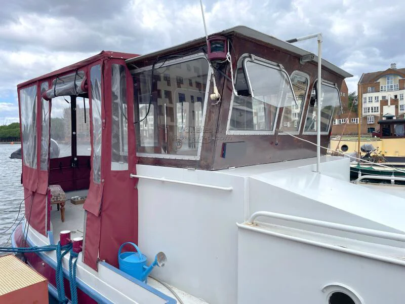 BoatPhoto.alt