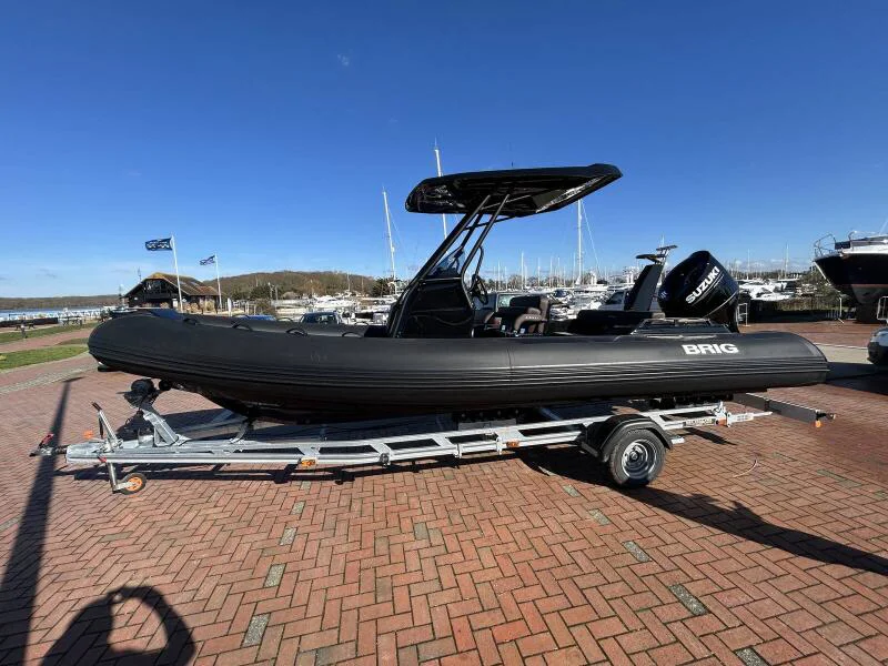 BoatPhoto.coverAlt